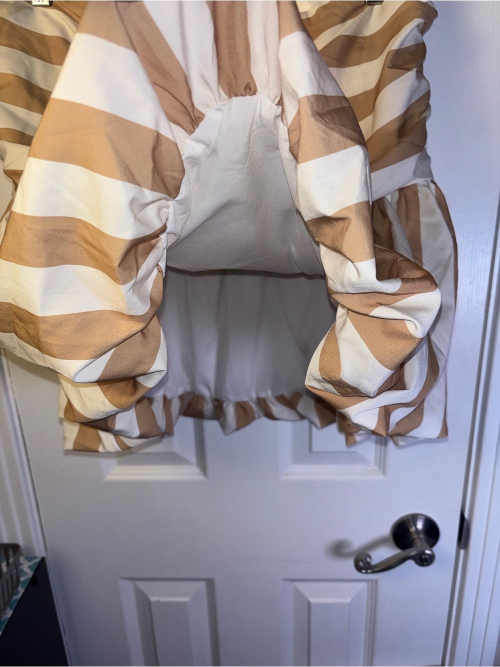 Striped Beige and White Strapless Crop Top 2XL - Picture 5 of 13